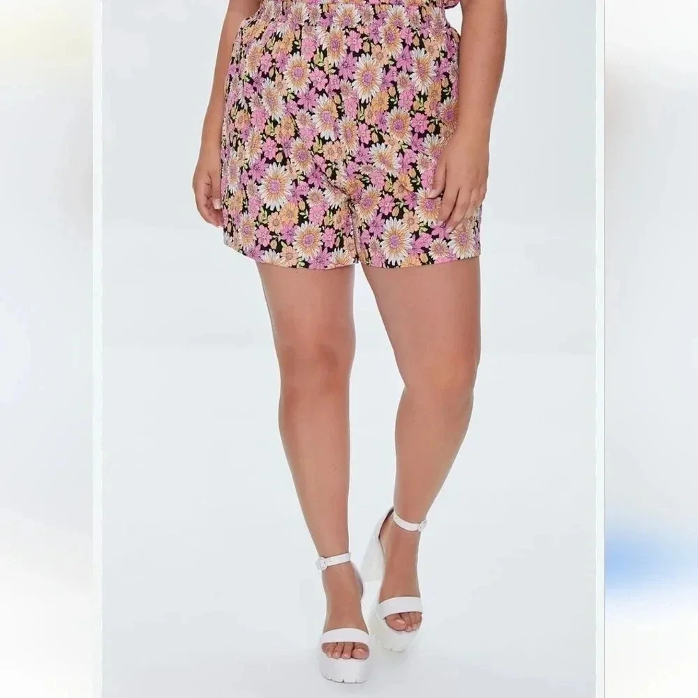 Forever 21 Floral Elastic Waist Shorts